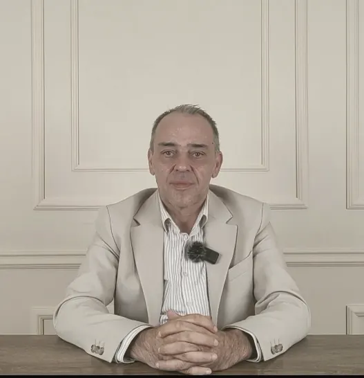 Patrick Schneider